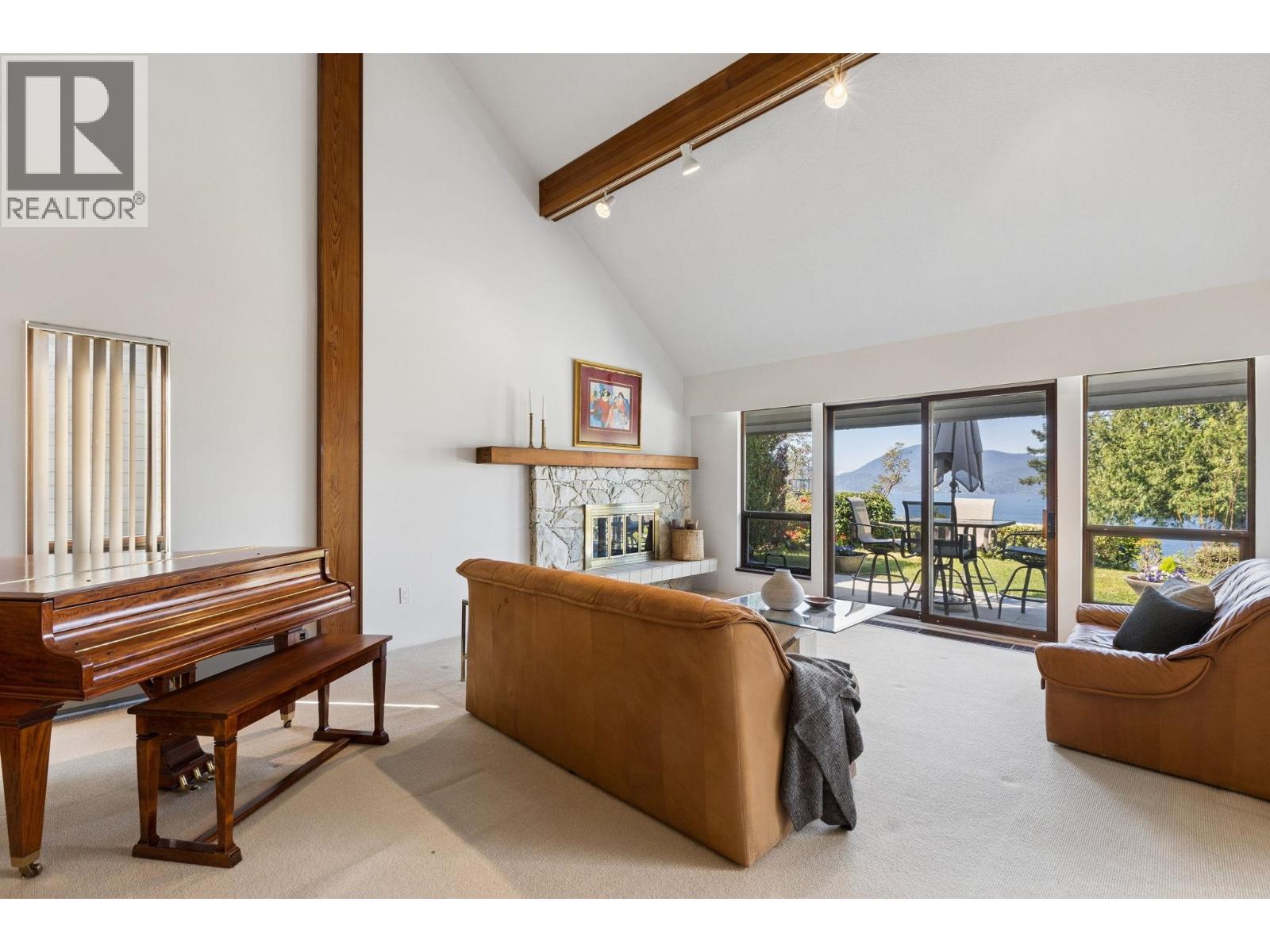 8570 Ansell Place, West Vancouver, British Columbia  V7W 2W3 - Photo 8 - R3117394