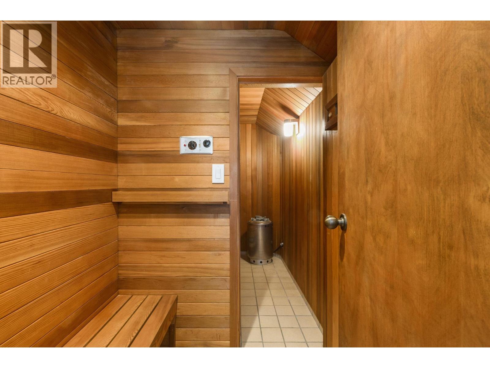 8570 Ansell Place, West Vancouver, British Columbia  V7W 2W3 - Photo 25 - R3117394