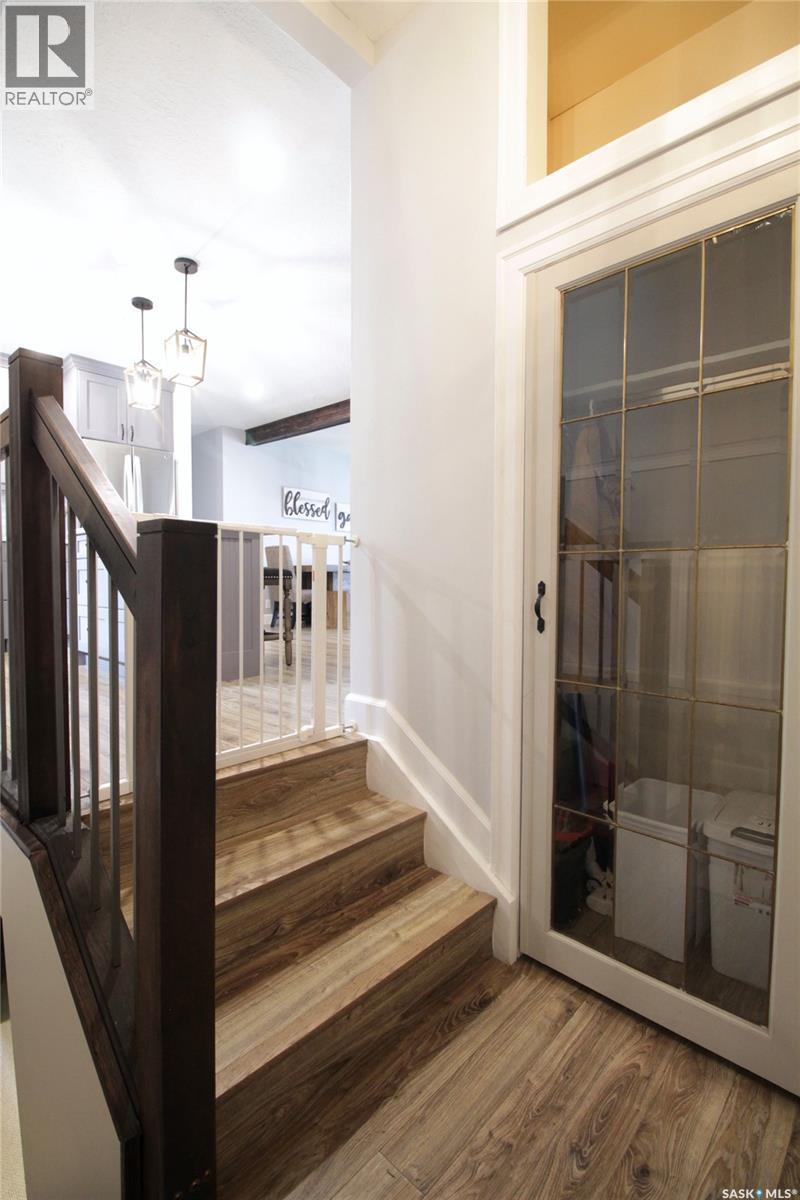 1101 Oak Avenue, Moosomin, Saskatchewan  S0G 3N0 - Photo 2 - SK034352