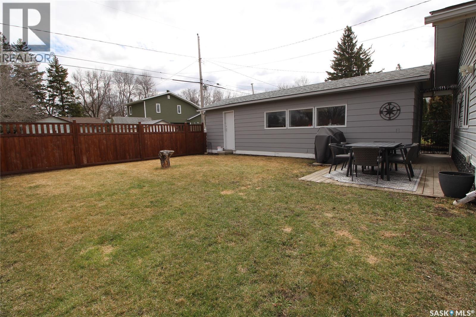 1101 Oak Avenue, Moosomin, Saskatchewan  S0G 3N0 - Photo 25 - SK034352