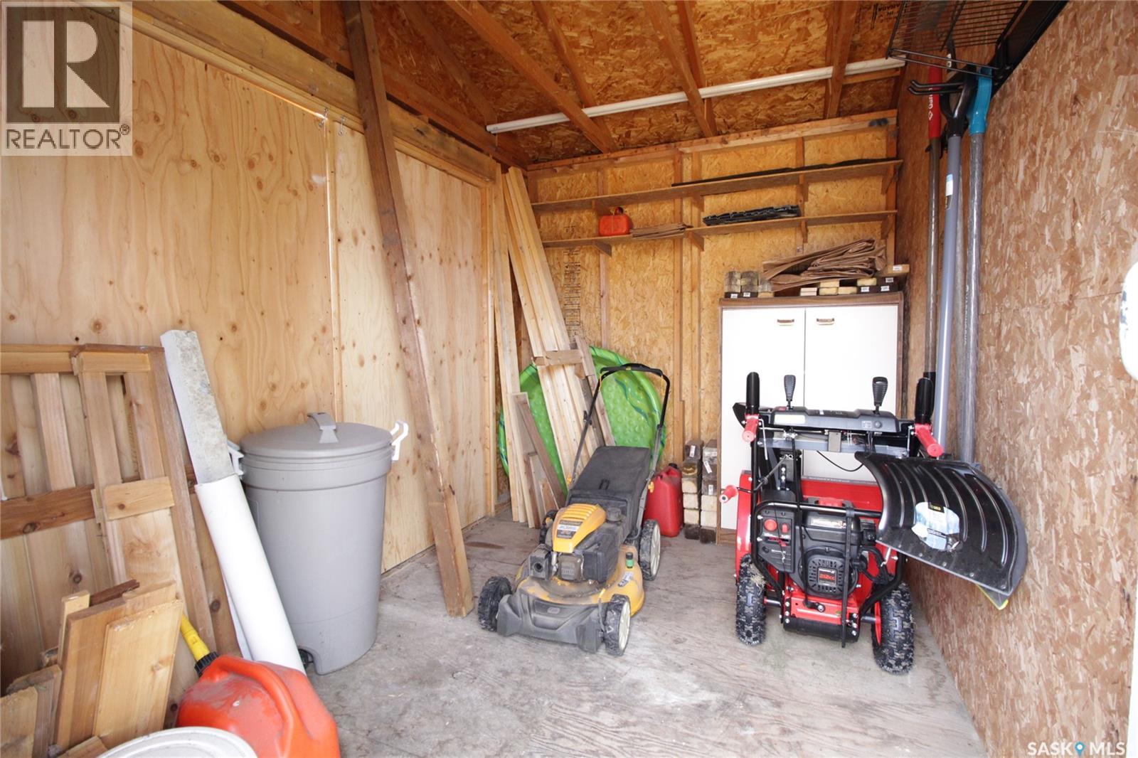 1101 Oak Avenue, Moosomin, Saskatchewan  S0G 3N0 - Photo 27 - SK034352