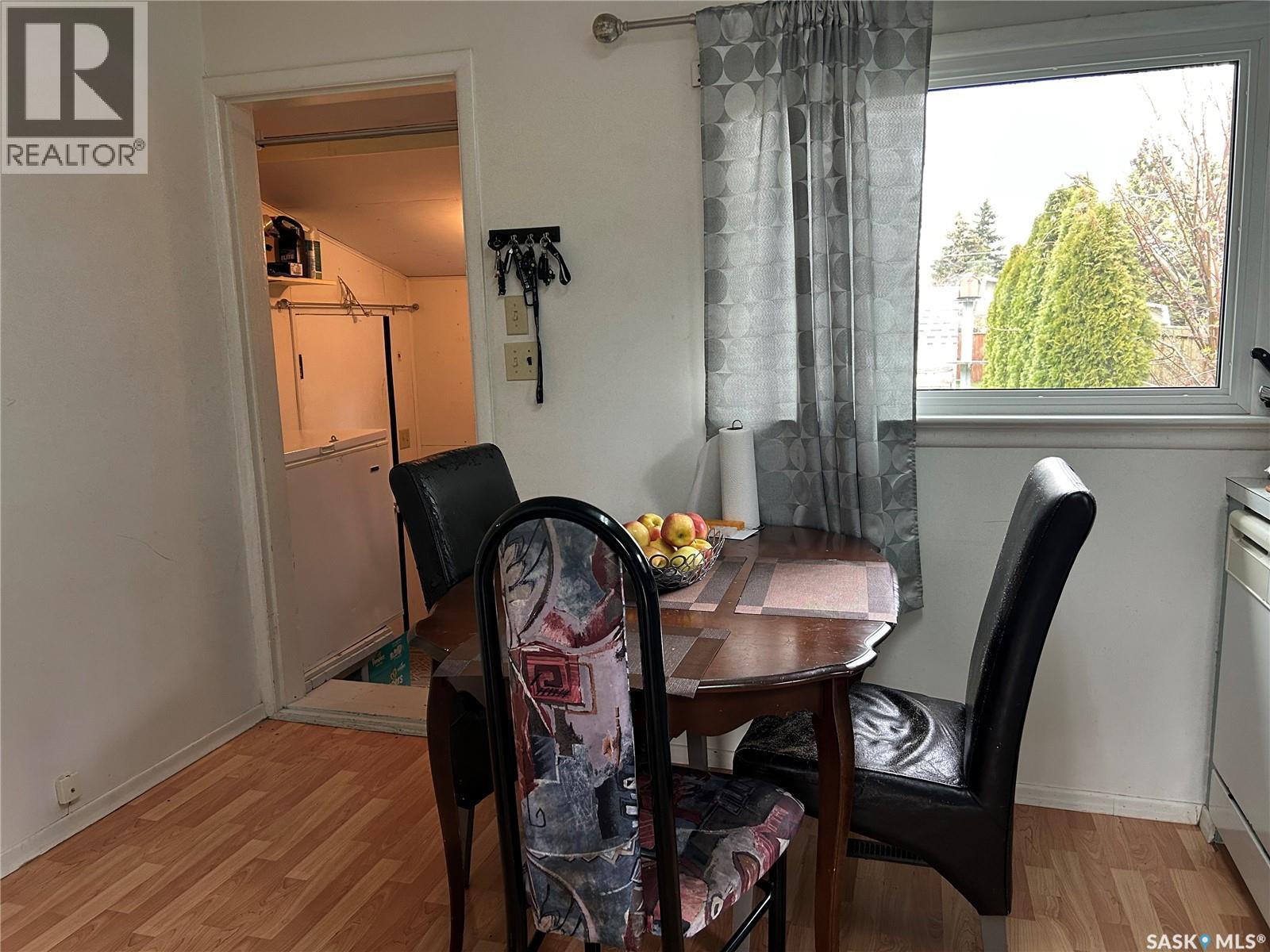 316 4th Avenue W, Watrous, Saskatchewan  S0K 4T0 - Photo 3 - SK034145