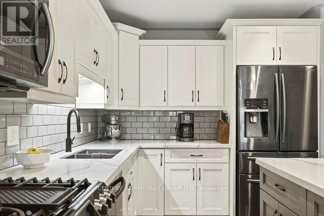 67 Macneil Court, Haldimand, Ontario  N0A 1H0 - Photo 4 - X13059848