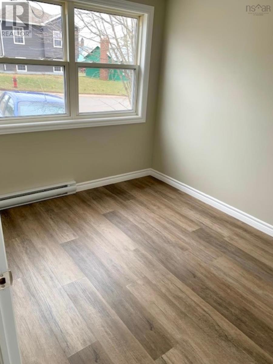 128 Main Street, Springhill, Nova Scotia  B0M 1X0 - Photo 14 - 202609018