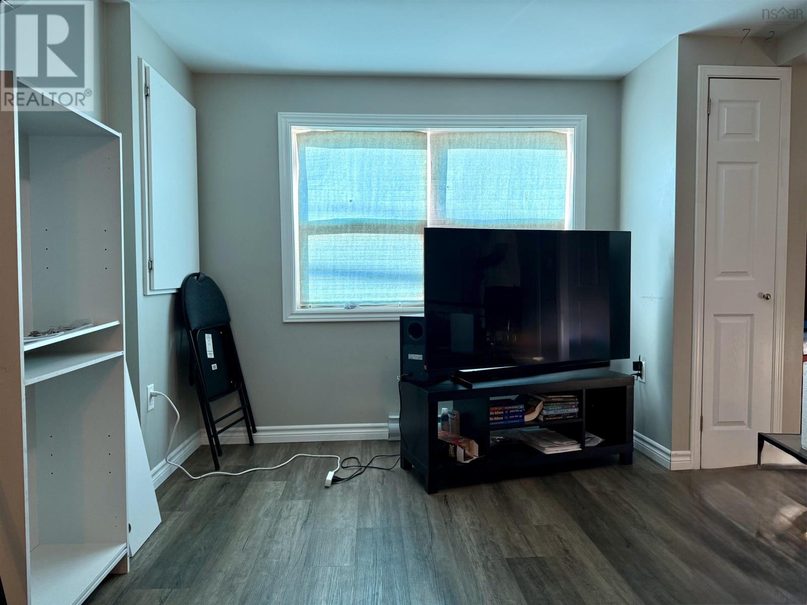 128 Main Street, Springhill, Nova Scotia  B0M 1X0 - Photo 9 - 202609018