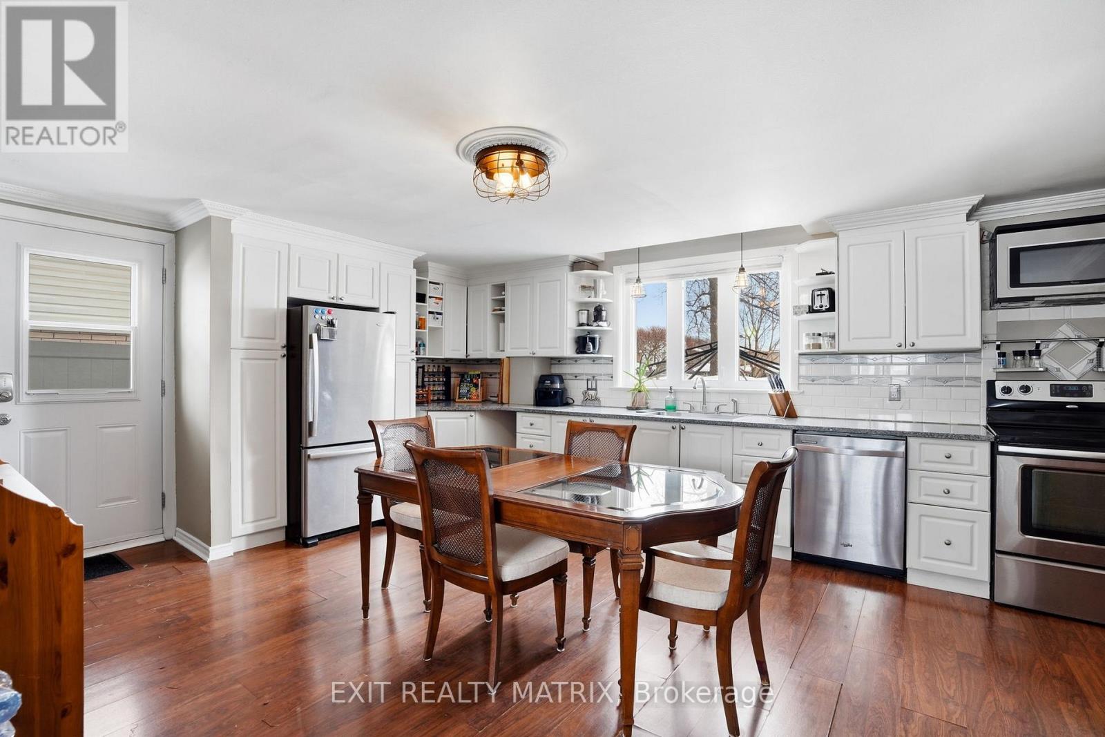 1691-1695 Saint-Laurent Street, Clarence-Rockland, Ontario  K4K 1C2 - Photo 30 - X12806278