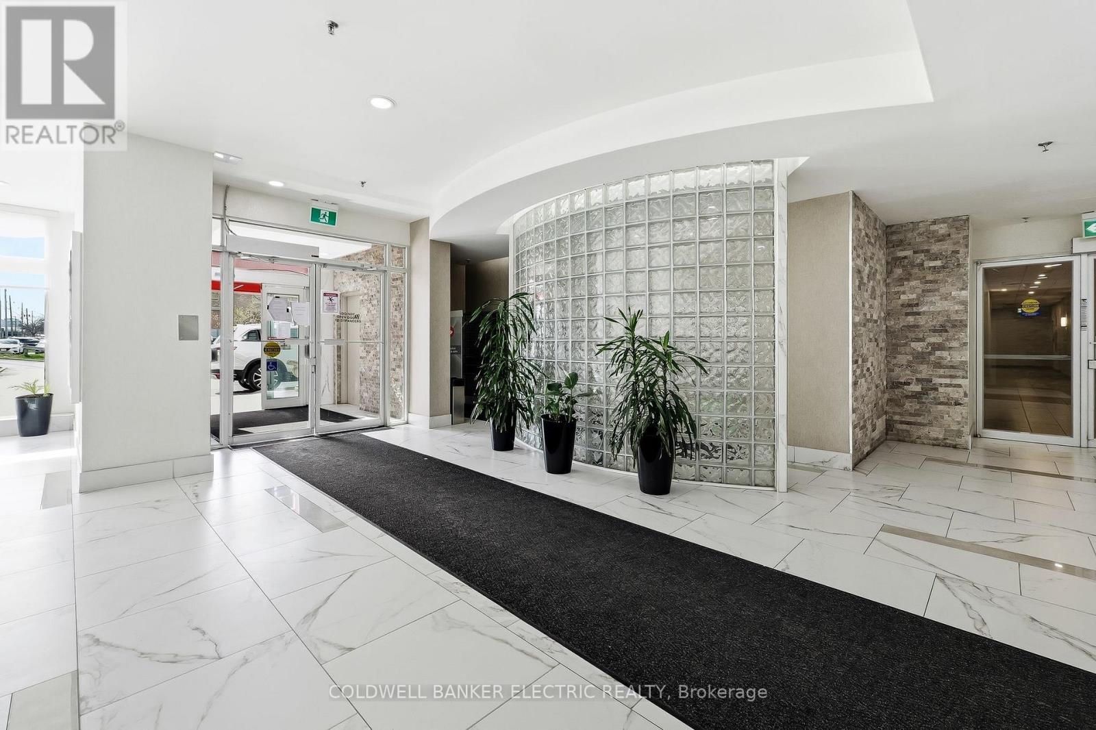 815 - 2550 Lawrence Avenue E, Toronto, Ontario  M1P 4Z3 - Photo 12 - E13059912