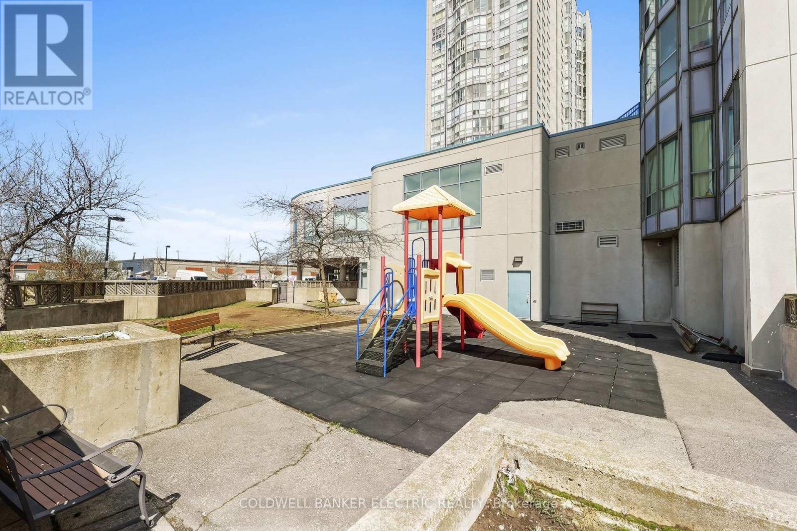 815 - 2550 Lawrence Avenue E, Toronto, Ontario  M1P 4Z3 - Photo 7 - E13059912