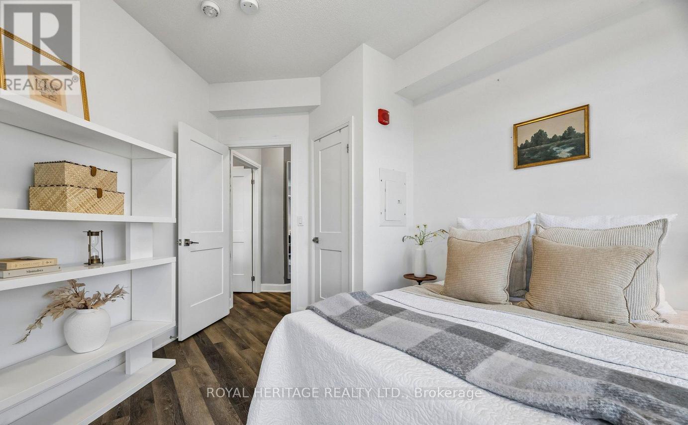 309 - 50 Lakebreeze Drive, Clarington, Ontario  L1B 0V9 - Photo 10 - E13059962