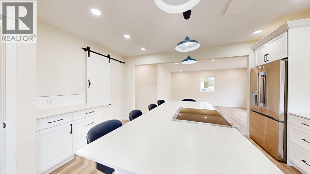 377 4 Street NW, Medicine Hat, Alberta  T1A 6M7 - Photo 15 - A2302835