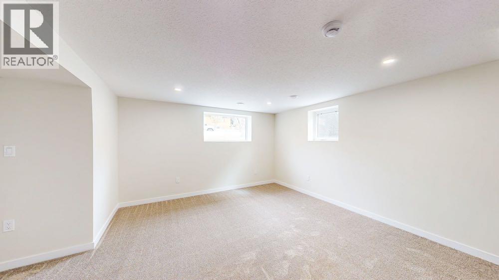 377 4 Street NW, Medicine Hat, Alberta  T1A 6M7 - Photo 29 - A2302835