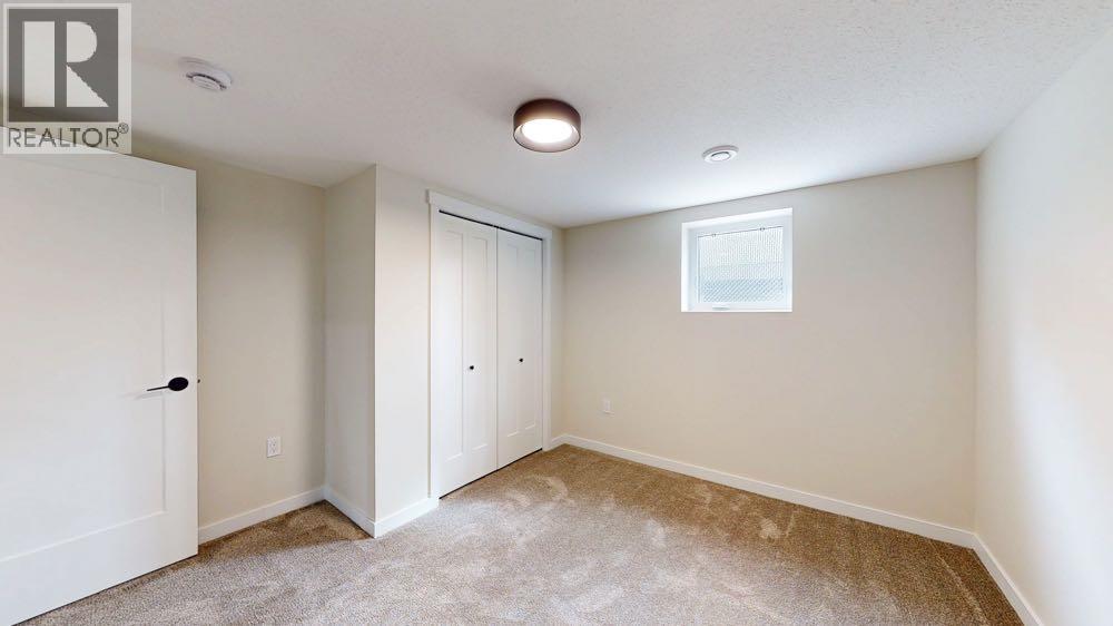 377 4 Street NW, Medicine Hat, Alberta  T1A 6M7 - Photo 37 - A2302835