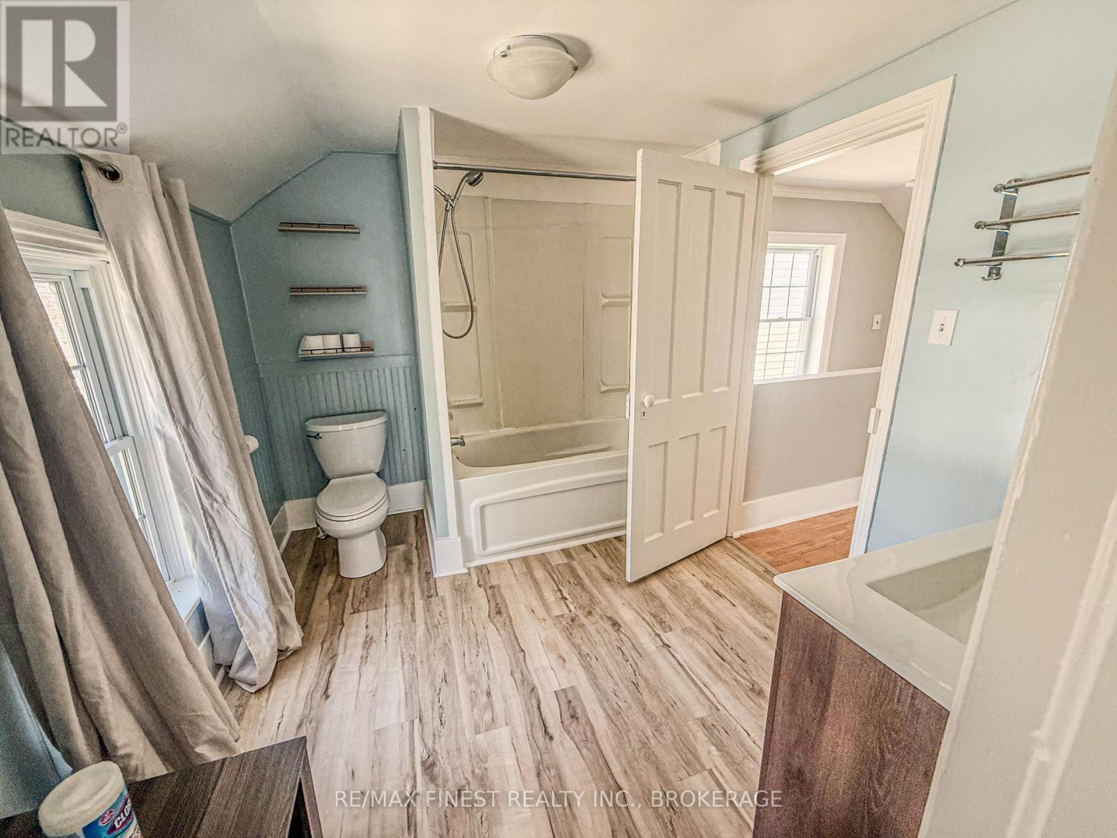 215 Brock Street, Gananoque, Ontario  K7G 1G5 - Photo 11 - X13059936