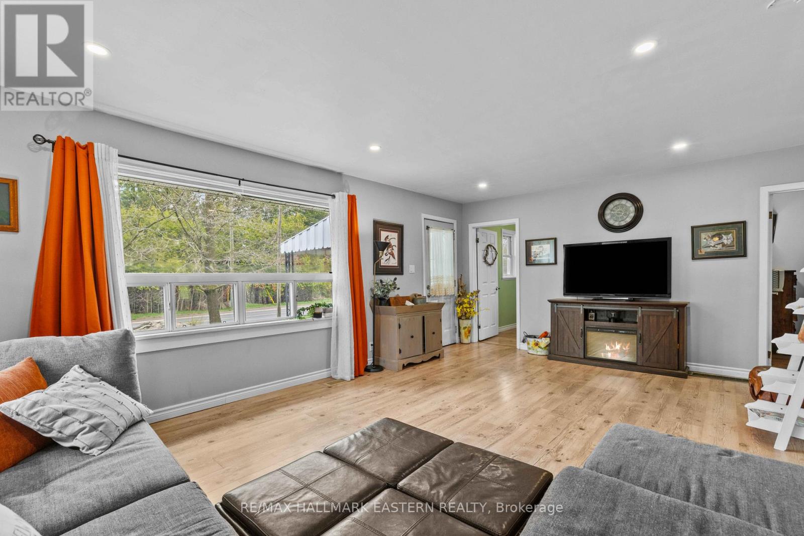1883 Twelfth Line E, Selwyn, Ontario  K0L 2H0 - Photo 4 - X13060044