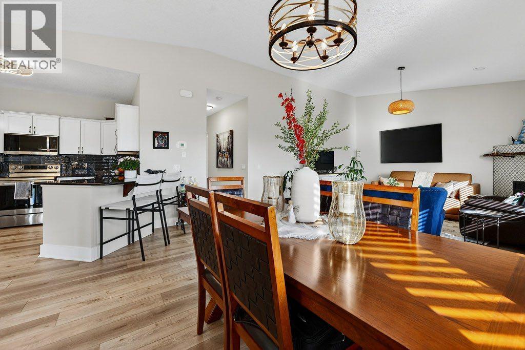 528 Rocky Vista Gardens Nw, Calgary, Alberta  T3G 0B7 - Photo 13 - A2302763