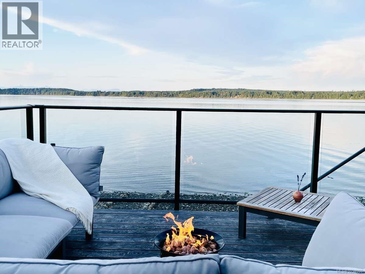 5696 Island Hwy S, Union Bay, British Columbia  V0R 3B0 - Photo 12 - 1034000