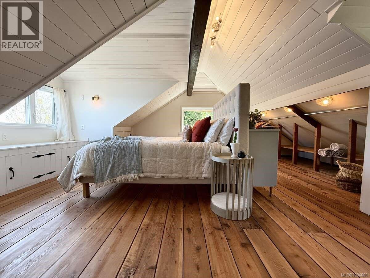 5696 Island Hwy S, Union Bay, British Columbia  V0R 3B0 - Photo 24 - 1034000