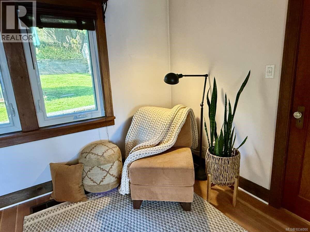 5696 Island Hwy S, Union Bay, British Columbia  V0R 3B0 - Photo 37 - 1034000