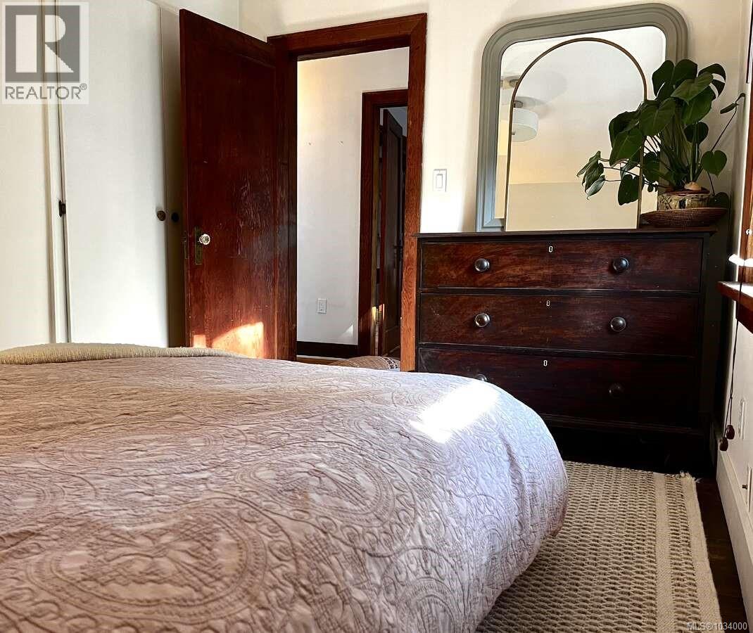 5696 Island Hwy S, Union Bay, British Columbia  V0R 3B0 - Photo 39 - 1034000