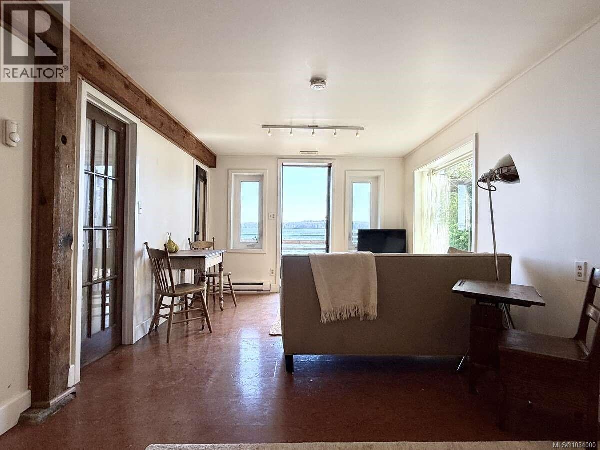 5696 Island Hwy S, Union Bay, British Columbia  V0R 3B0 - Photo 51 - 1034000