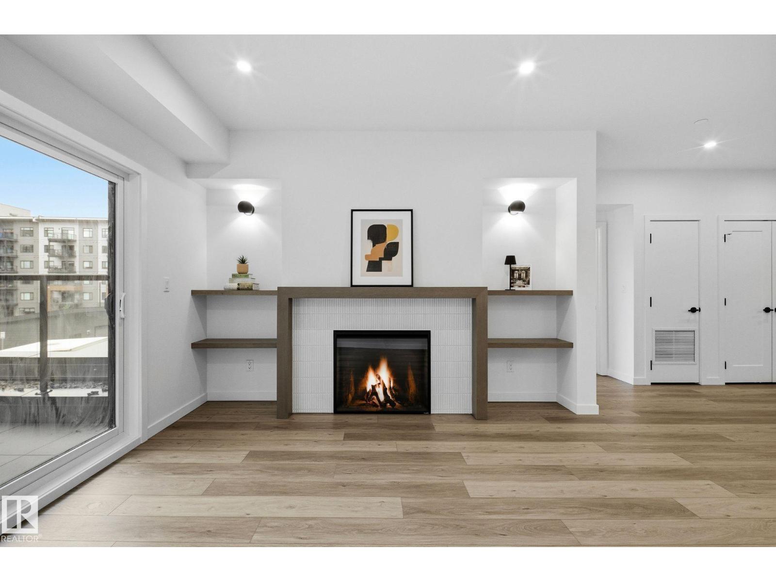 #202 7459 May Cm Nw, Edmonton, Alberta  T6R 0X4 - Photo 2 - E4483905