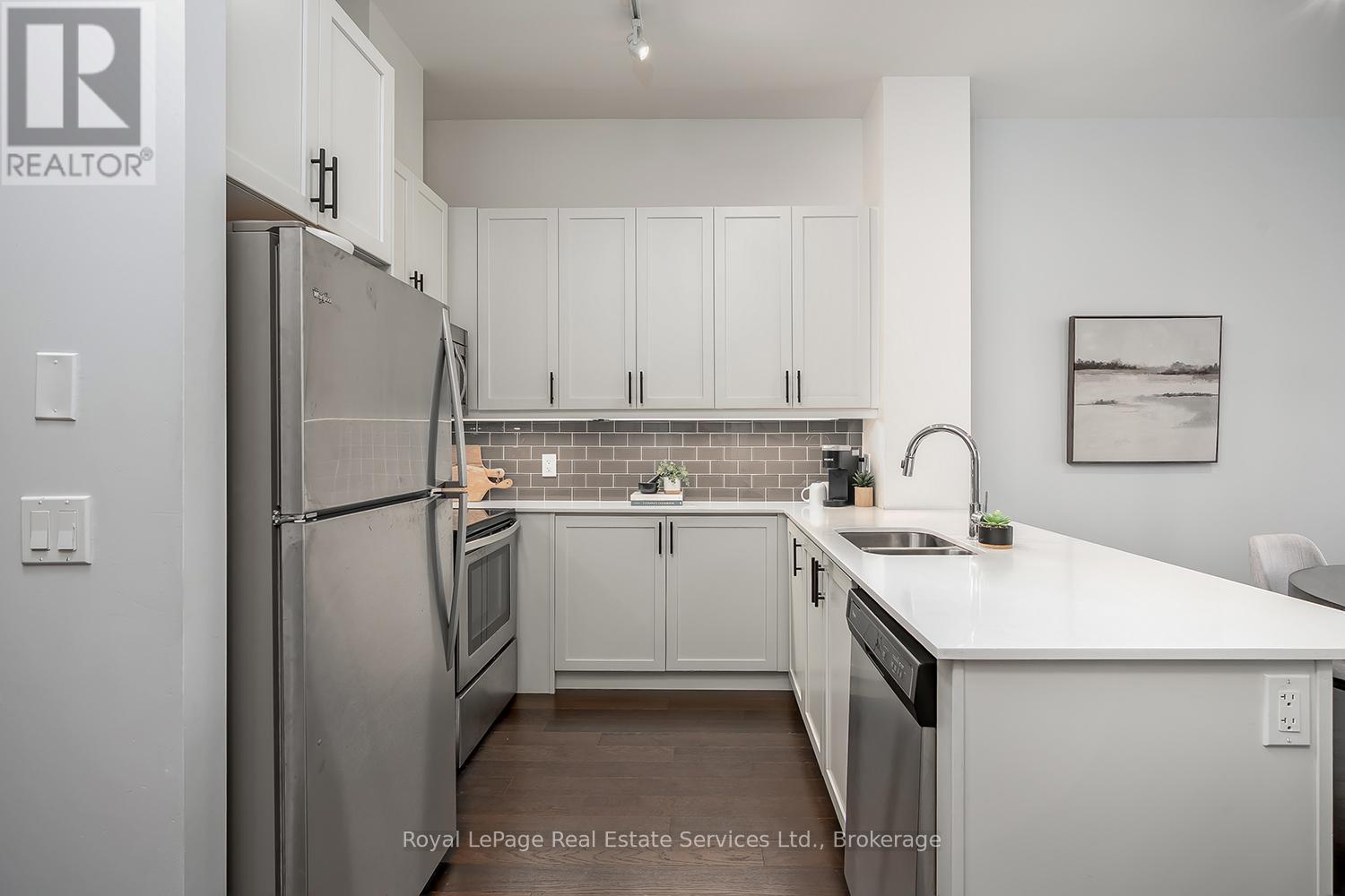 121 - 2480 Prince Michael Drive, Oakville, Ontario  L6H 0H1 - Photo 6 - W13060088