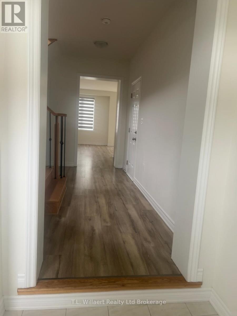 58 Seaton Crescent, Tillsonburg, Ontario  N4G 0J7 - Photo 2 - X13060000