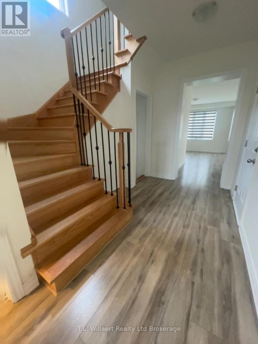 58 Seaton Crescent, Tillsonburg, Ontario  N4G 0J7 - Photo 3 - X13060000