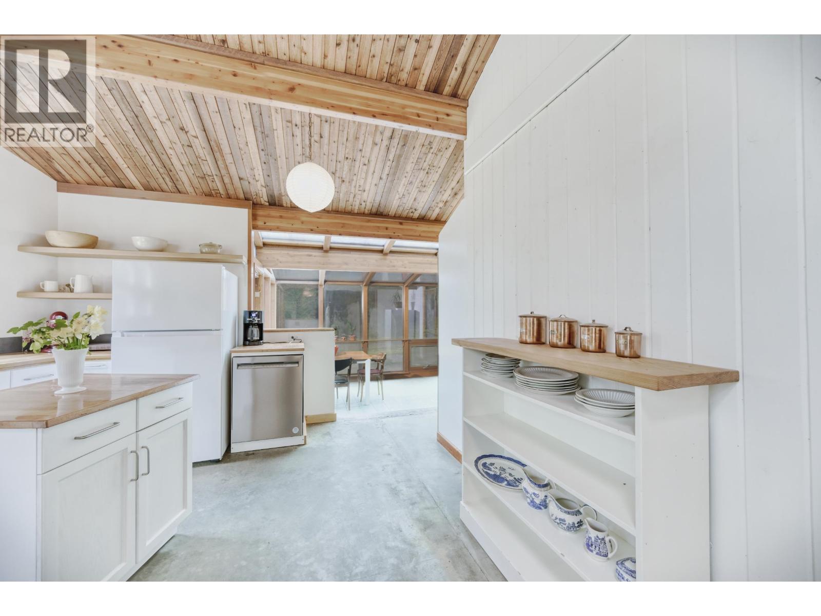 1995 Beitush Road, Daajing Giids City, British Columbia  V0T 1Y0 - Photo 5 - R3116966