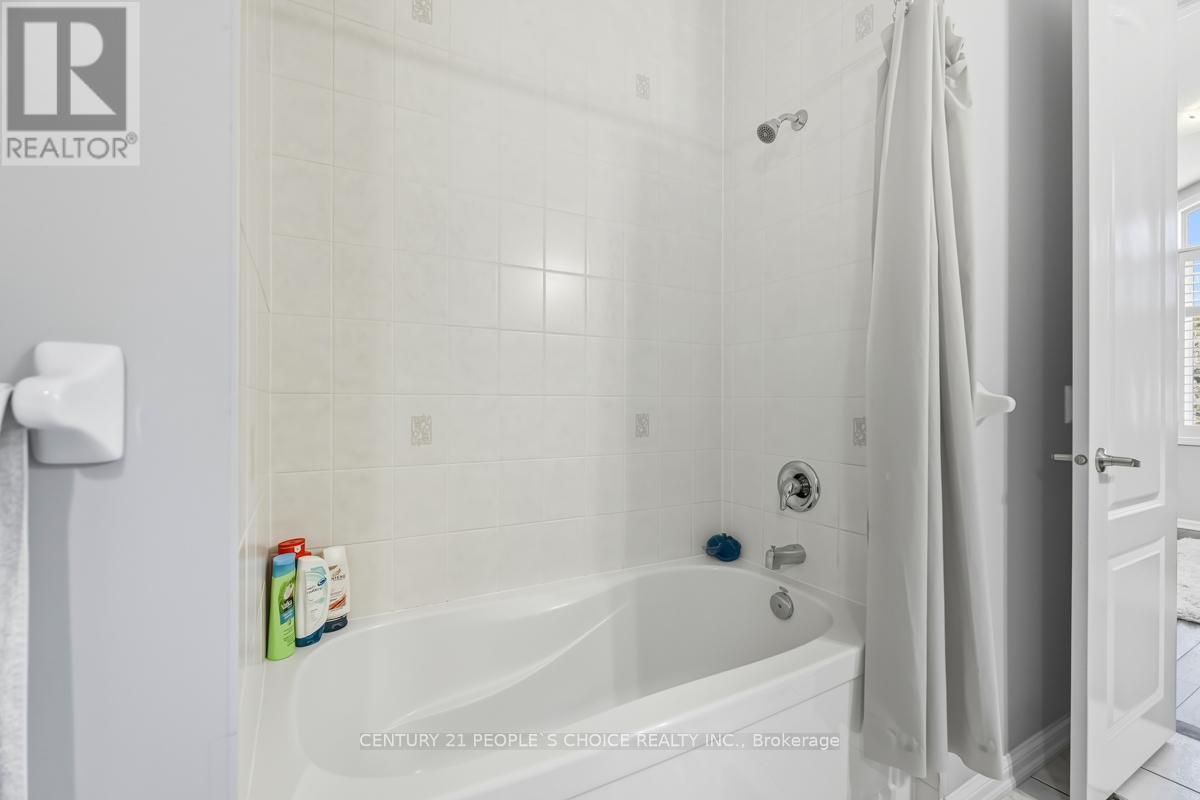 318 Laundon Terrace, Milton, Ontario  L9T 7N9 - Photo 31 - W12750972