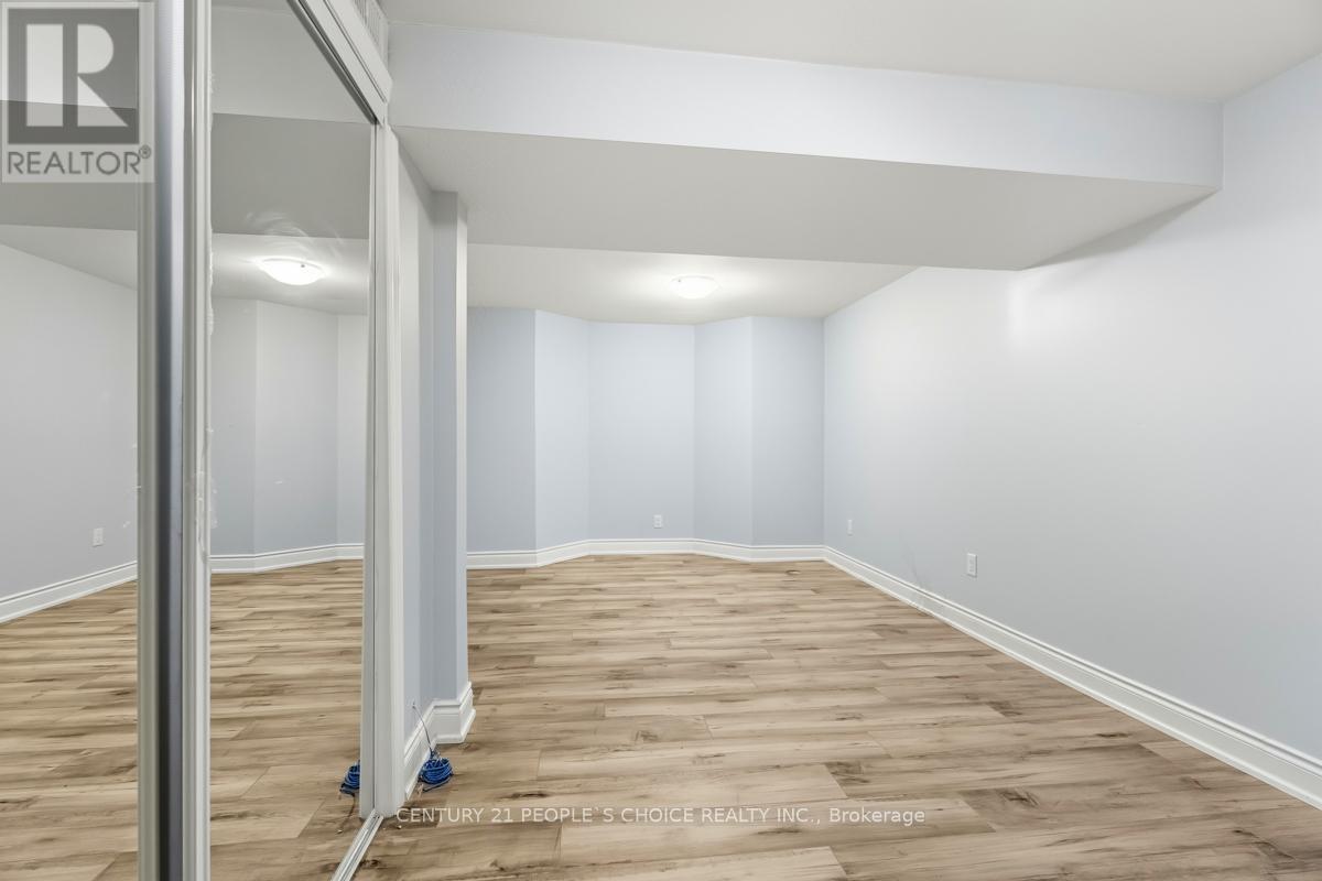 318 Laundon Terrace, Milton, Ontario  L9T 7N9 - Photo 41 - W12750972