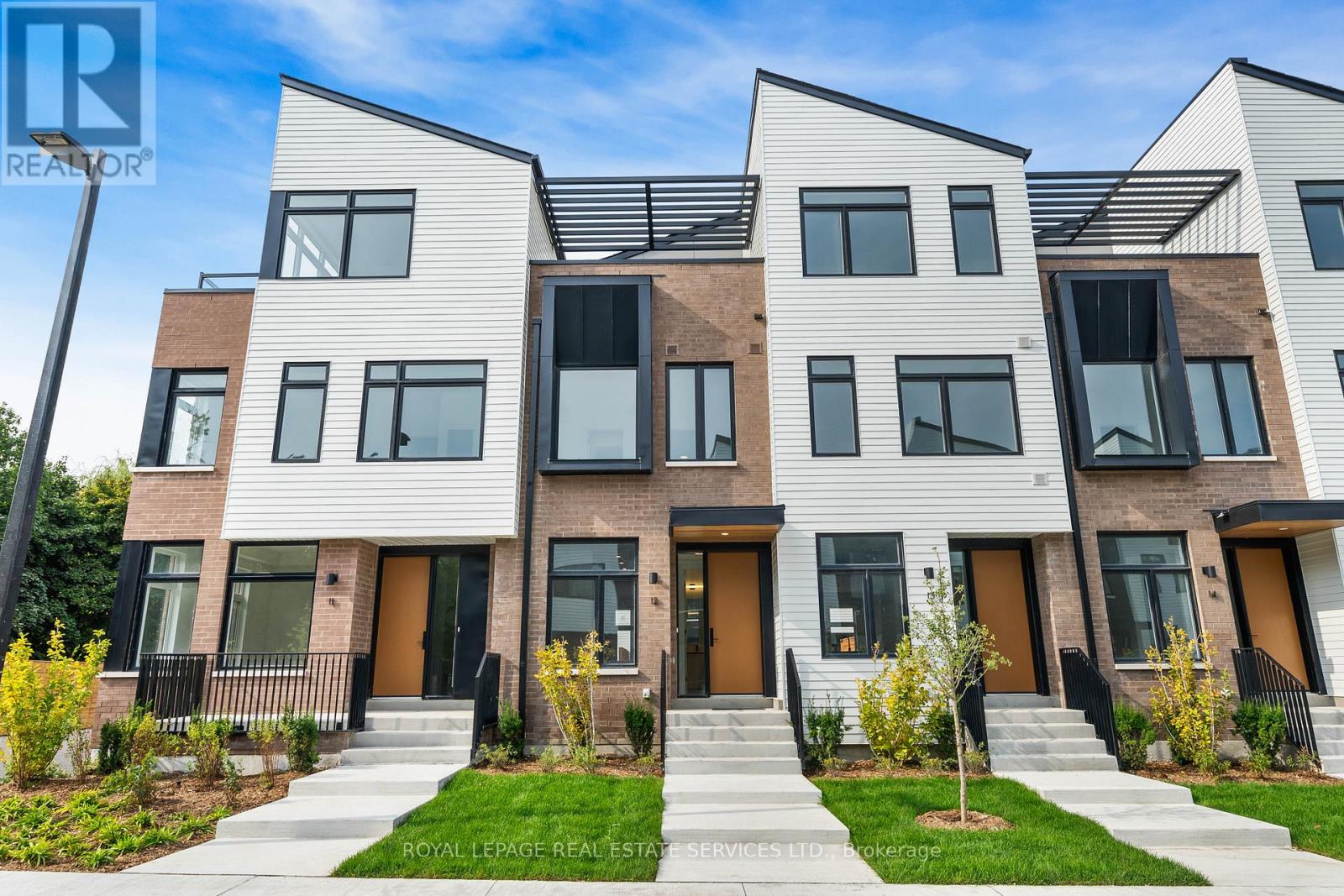 12 - 20 LOU PARSONS WAY, Mississauga, Ontario