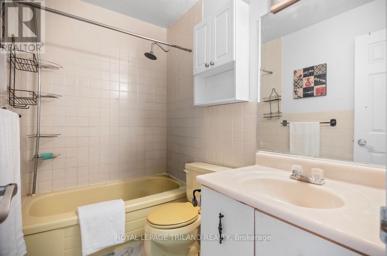 23 - 1460 Limberlost Road, London North, Ontario  N6G 2C6 - Photo 24 - X13057426