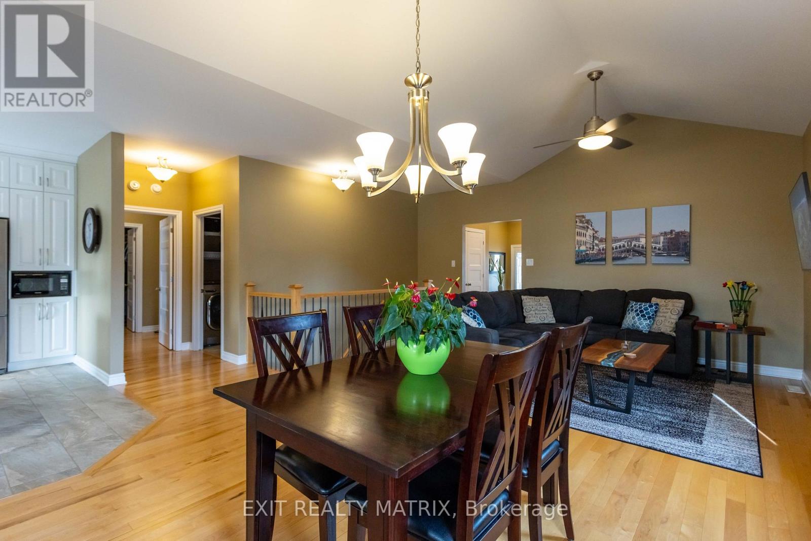 484 Bruges Street, Russell, Ontario  K0A 1W0 - Photo 14 - X12995402