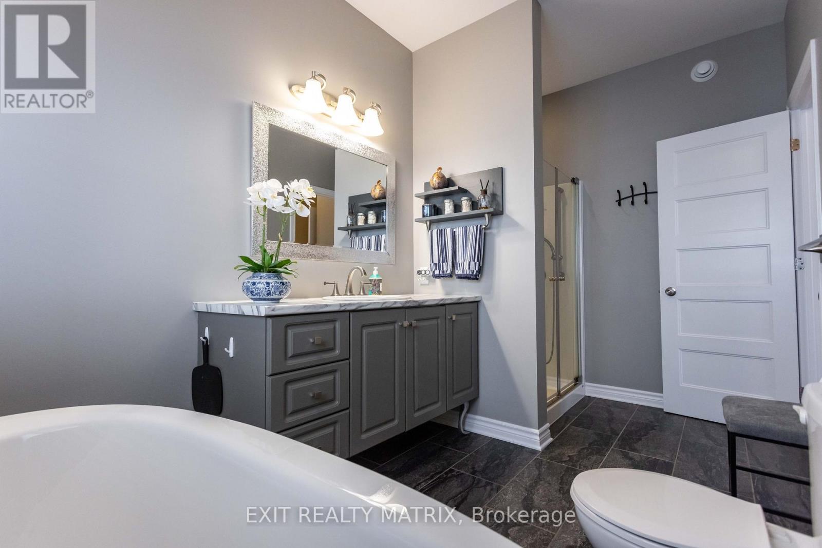 484 Bruges Street, Russell, Ontario  K0A 1W0 - Photo 36 - X12995402