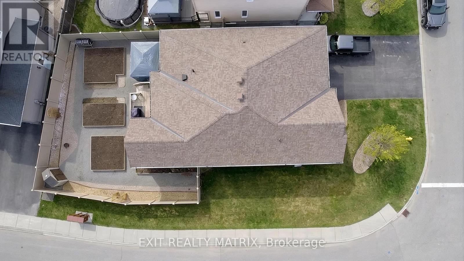 484 Bruges Street, Russell, Ontario  K0A 1W0 - Photo 43 - X12995402