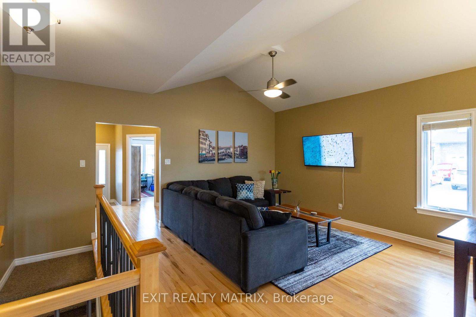 484 Bruges Street, Russell, Ontario  K0A 1W0 - Photo 8 - X12995402