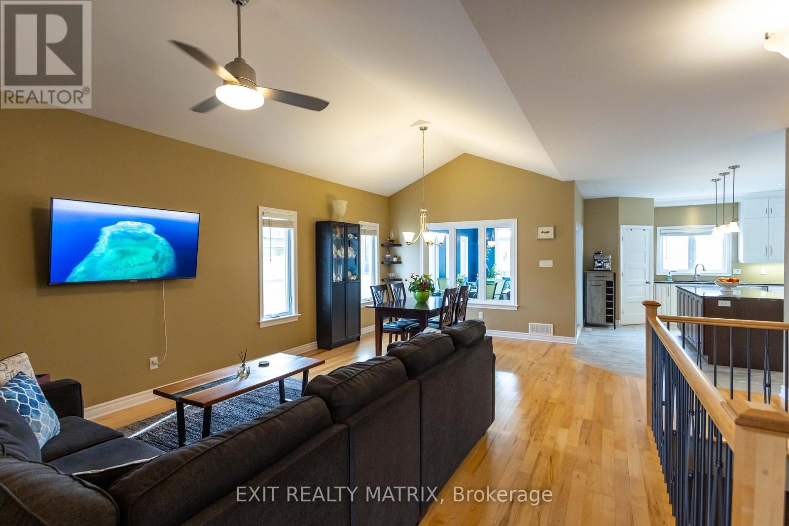 484 Bruges Street, Russell, Ontario  K0A 1W0 - Photo 6 - X12995402