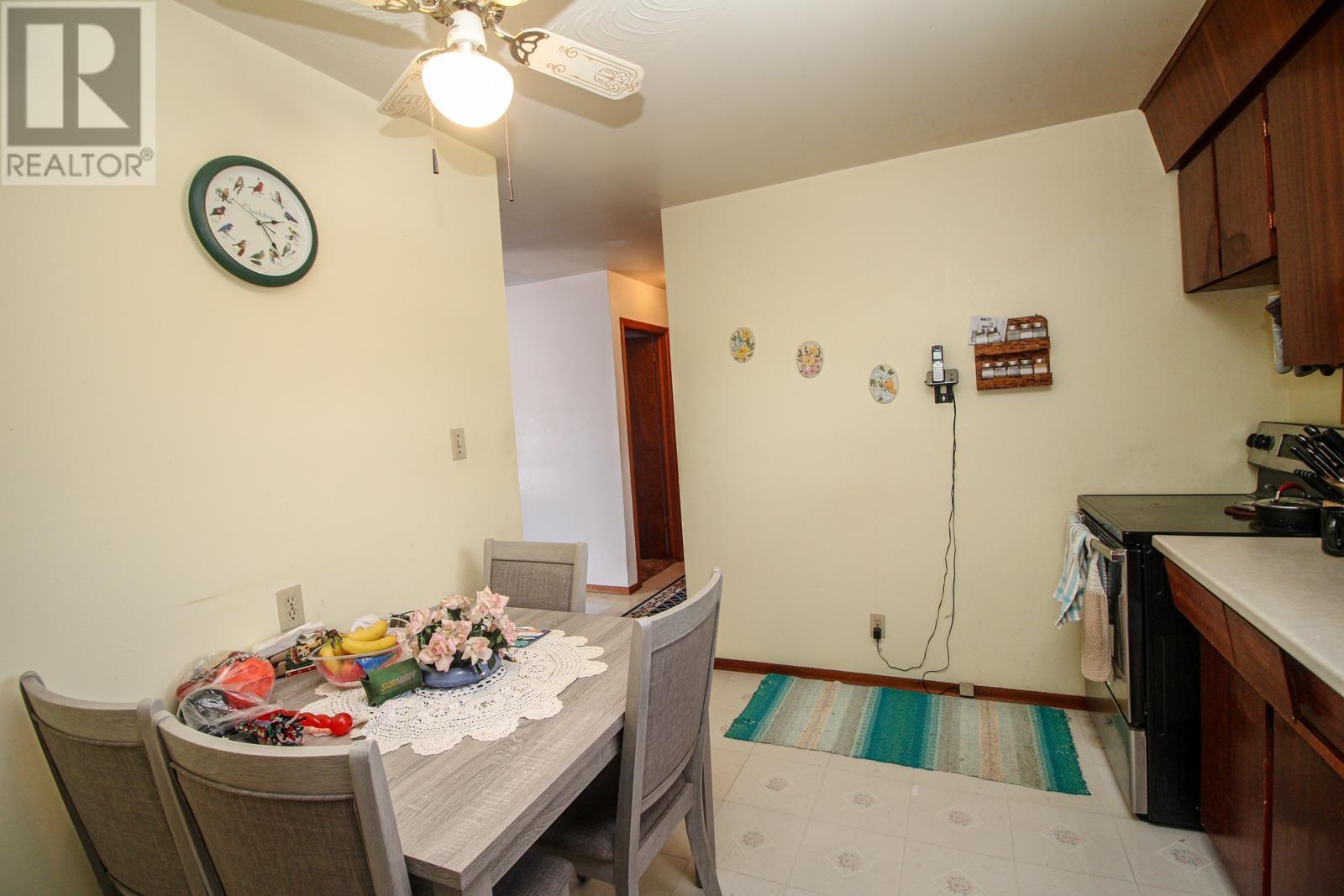 20 Lawson Ave, Sault Ste. Marie, Ontario  P6B 4E9 - Photo 10 - SM260810