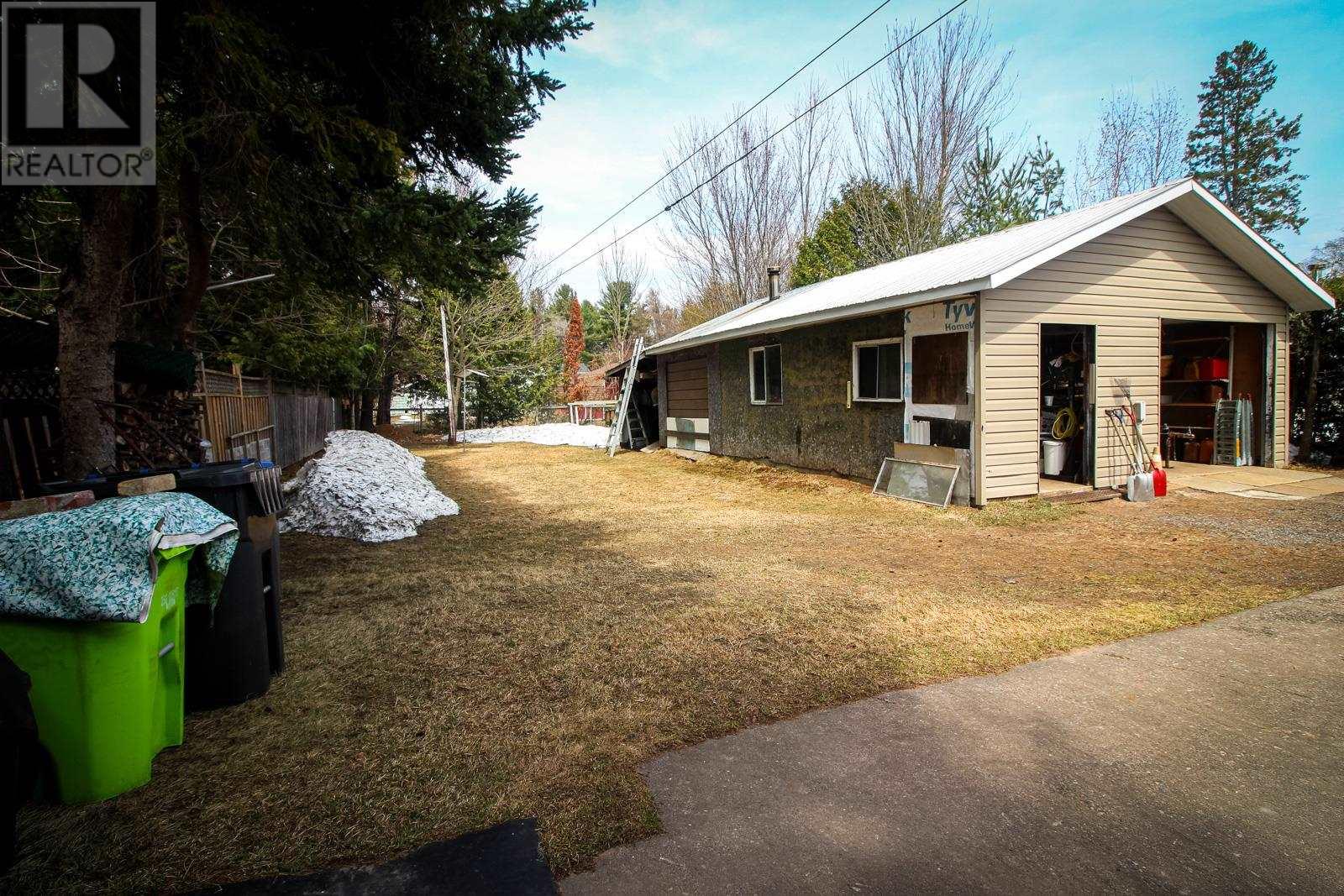 20 Lawson Ave, Sault Ste. Marie, Ontario  P6B 4E9 - Photo 26 - SM260810