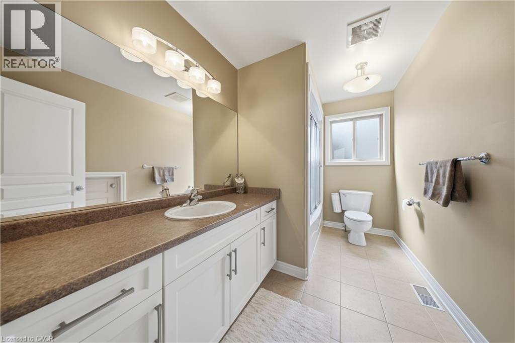 8684 Mcgarry Drive, Niagara Falls, Ontario  L2H 3N7 - Photo 32 - 40825236