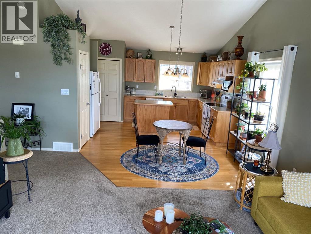 21, 5302 47 Street, Camrose, Alberta  T4V 1K6 - Photo 7 - A2303052