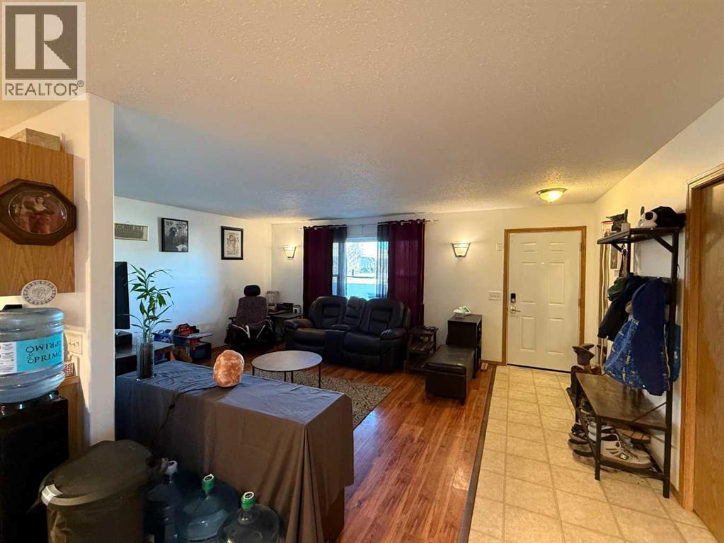 14 Stephens Crescent, Whitecourt, Alberta  T7S 1V7 - Photo 3 - A2305388