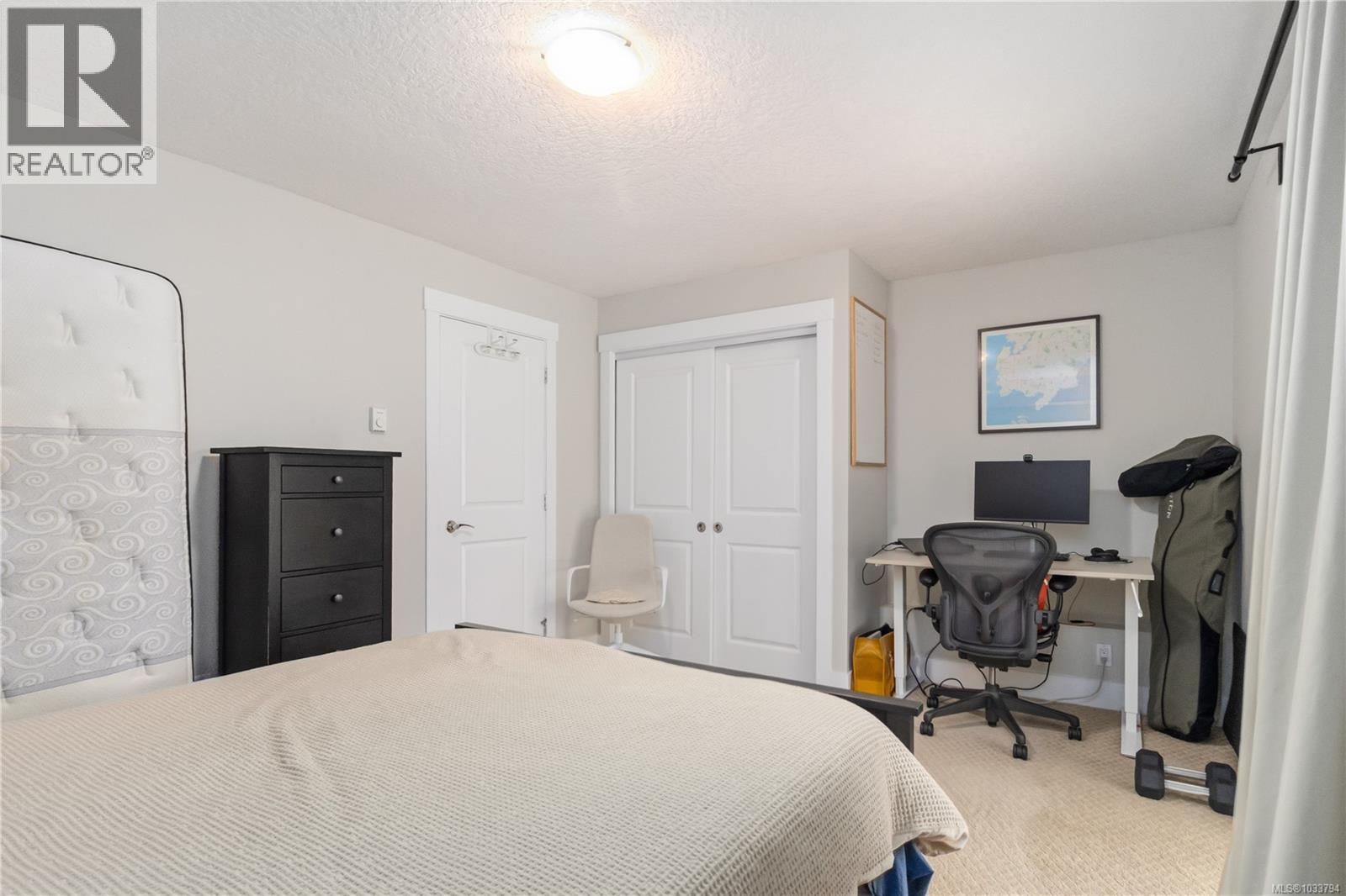 1 2918 Shelbourne St, Victoria, British Columbia  V8R 4M6 - Photo 39 - 1033794
