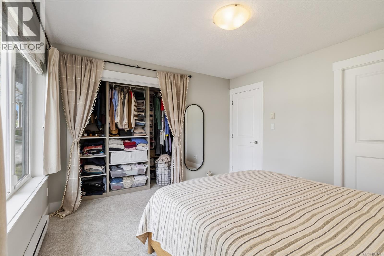 1 2918 Shelbourne St, Victoria, British Columbia  V8R 4M6 - Photo 35 - 1033794