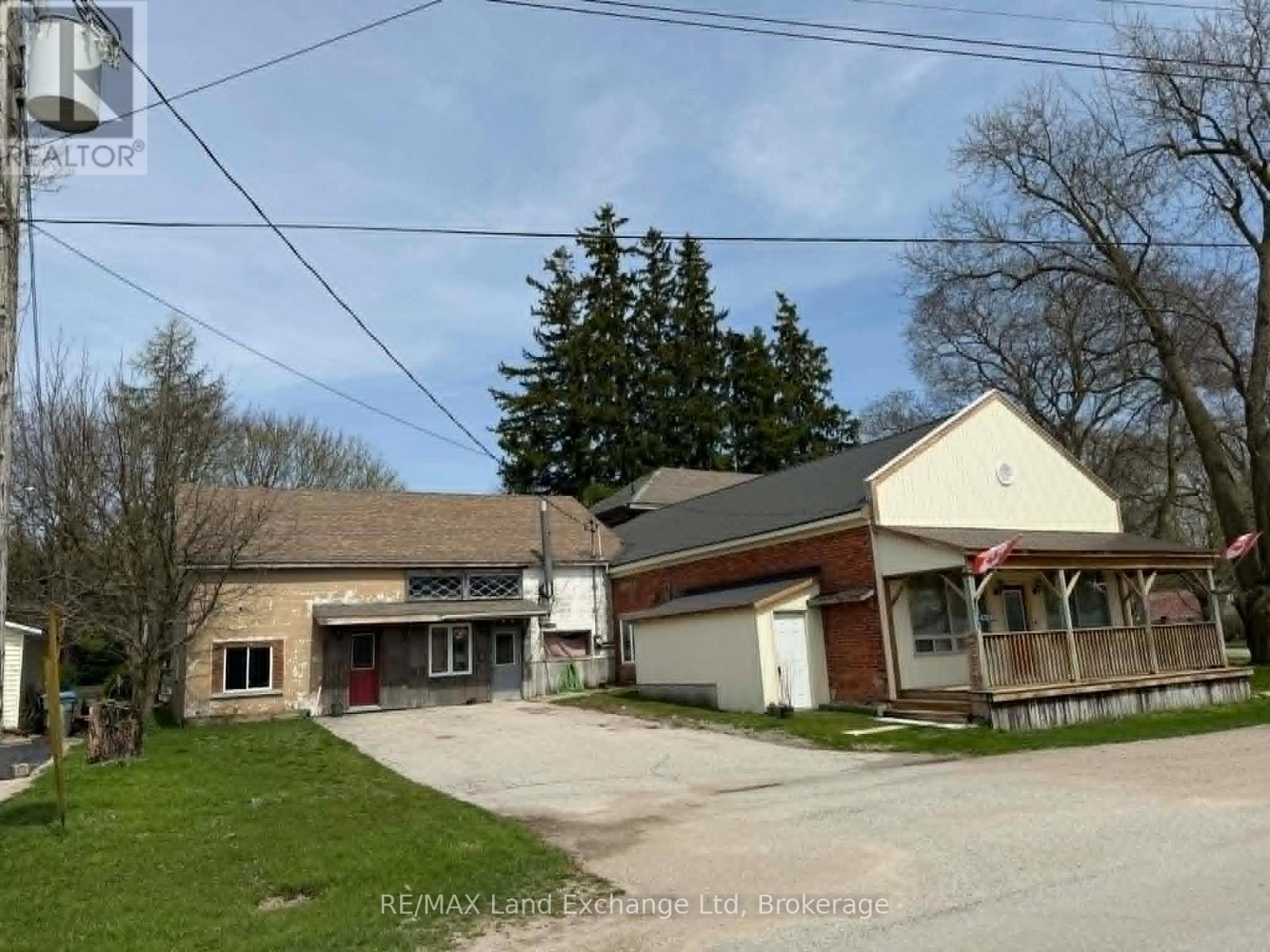 43846 Cranbrook Road, Huron East, Ontario  N0G 1H0 - Photo 3 - X13059906