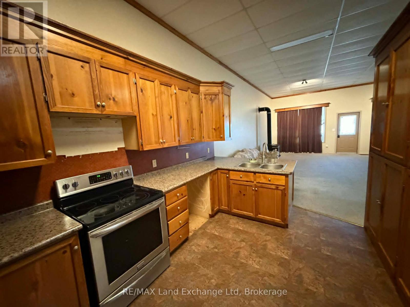 43846 Cranbrook Road, Huron East, Ontario  N0G 1H0 - Photo 8 - X13059906