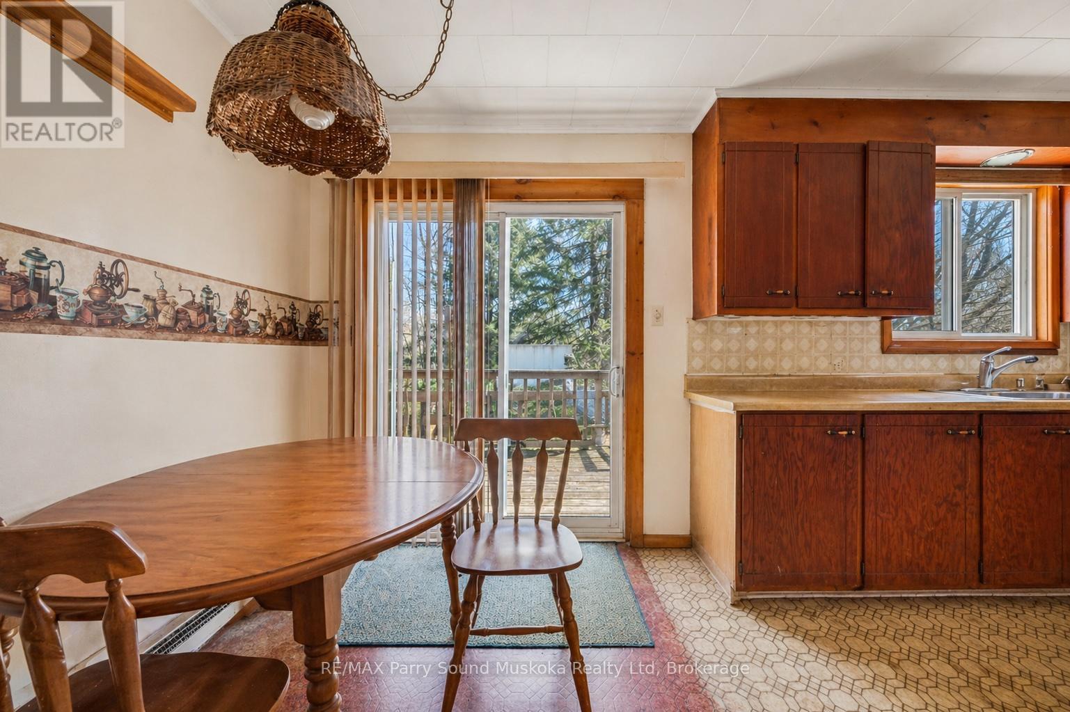 15 Louisa Street, Parry Sound, Ontario  P2A 2V3 - Photo 12 - X13059942