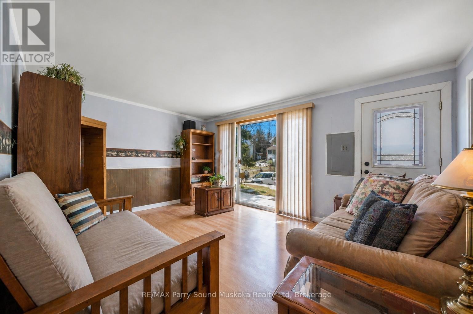 15 Louisa Street, Parry Sound, Ontario  P2A 2V3 - Photo 14 - X13059942