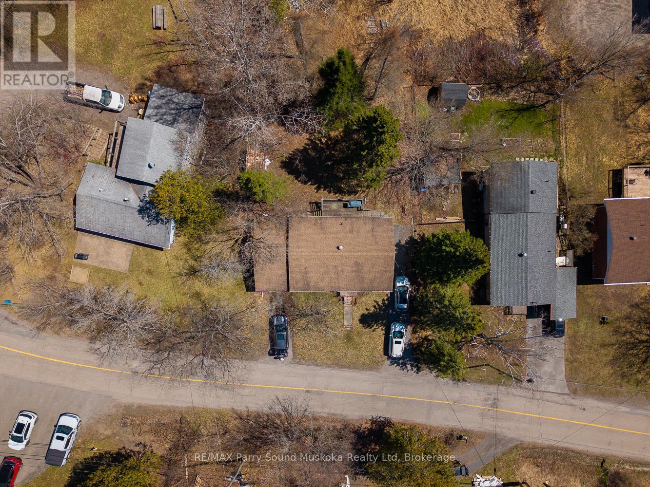 15 Louisa Street, Parry Sound, Ontario  P2A 2V3 - Photo 3 - X13059942